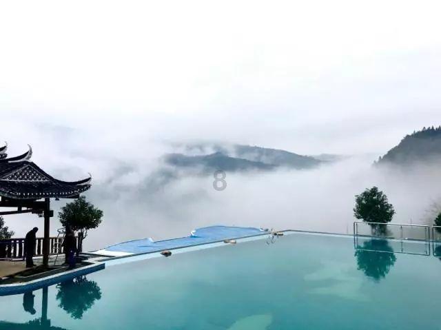 怎么评价影片《龙虎家族》？伟从文文弱弱到黑道英雄经历了什么？